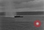 Image d'obstacles sur les plages Royaume-Uni, 1942, de la seconde 28 séquences d'archives historiques vidéo 65675069429