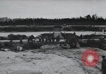 Standbild Bailey Brückenbau Frankreich, 1944, aus Sekunde 14 historischem Filmmaterial Videoclip 65675069434