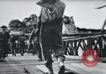 Standbild Bailey Brückenbau Frankreich, 1944, aus Sekunde 48 historischem Filmmaterial Videoclip 65675069434