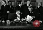 Immagine di Patto europeo firmato Roma Italia, 1935, secondo 13 filmato di repertorio 65675069440
