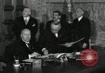 Immagine di Patto europeo firmato Roma Italia, 1935, secondo 37 filmato di repertorio 65675069440