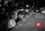 Image pie concours de manger New York United States USA, 1935, de la seconde 27 séquences d'archives historiques vidéo 65675069441