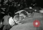 Image pie concours de manger New York United States USA, 1935, de la seconde 29 séquences d'archives historiques vidéo 65675069441