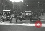 Immagine di Auto d'epoca drive in Philadelphia Philadelphia Pennsylvania USA, 1935, secondo 25 filmato di repertorio 65675069443