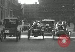 Immagine di Auto d'epoca drive in Philadelphia Philadelphia Pennsylvania USA, 1935, secondo 26 filmato di repertorio 65675069443