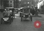 Immagine di Auto d'epoca drive in Philadelphia Philadelphia Pennsylvania USA, 1935, secondo 34 filmato di repertorio 65675069443