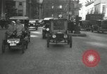 Immagine di Auto d'epoca drive in Philadelphia Philadelphia Pennsylvania USA, 1935, secondo 35 filmato di repertorio 65675069443