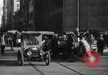 Immagine di Auto d'epoca drive in Philadelphia Philadelphia Pennsylvania USA, 1935, secondo 51 filmato di repertorio 65675069443