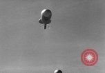 Standbild barrage Ballon United States USA, 1943, aus Sekunde 4 historischem Filmmaterial Videoclip 65675069451
