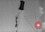 Standbild barrage Ballon United States USA, 1943, aus Sekunde 24 historischem Filmmaterial Videoclip 65675069451