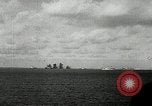 Standbild NS-Flugzeuge angreifen Niederlande, 1940, aus Sekunde 29 historischem Filmmaterial Videoclip 65675069452