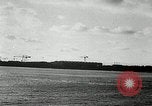 Standbild NS-Flugzeuge angreifen Niederlande, 1940, aus Sekunde 42 historischem Filmmaterial Videoclip 65675069452