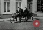 Image raid aérien allemand en Belgique au cours Seconde Guerre Mondiale Belgique, 1940, de la seconde 58 séquences d'archives historiques vidéo 65675069453