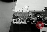 Image cérémonie de baptême Bremerton Washington USA, 1940, de la seconde 20 séquences d'archives historiques vidéo 65675069454