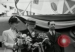 Image cérémonie de baptême Bremerton Washington USA, 1940, de la seconde 28 séquences d'archives historiques vidéo 65675069454