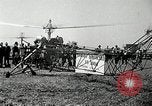 Image Igor Sikorsky Record du monde VS-300 Stratford Connecticut USA, 1941, de la seconde 3 séquences d'archives historiques vidéo 65675069462