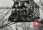 Image Igor Sikorsky Record du monde VS-300 Stratford Connecticut USA, 1941, de la seconde 23 séquences d'archives historiques vidéo 65675069462