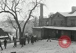 Immagine di C-46 Crash Commando Elizabeth New Jersey USA, 1951, secondo 59 filmato di repertorio 65675069464
