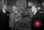 Image Collier Trophy Washington DC USA, 1951, de la seconde 9 séquences d'archives historiques vidéo 65675069465
