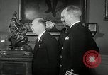 Image Collier Trophy Washington DC USA, 1951, de la seconde 10 séquences d'archives historiques vidéo 65675069465