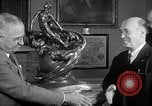 Image Collier Trophy Washington DC USA, 1951, de la seconde 14 séquences d'archives historiques vidéo 65675069465