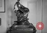 Image Collier Trophy Washington DC USA, 1951, de la seconde 20 séquences d'archives historiques vidéo 65675069465