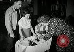 Immagine di Baby gorilla Anacortes Washington USA, 1951, secondo 12 filmato di repertorio 65675069469