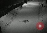 Image Tokle Memorial jump New York United States USA, 1951, de la seconde 32 séquences d'archives historiques vidéo 65675069470
