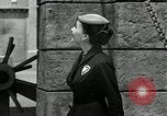 Immagine di Costumi di visualizzazione Universal City California USA, 1954, secondo 21 filmato di repertorio 65675069474