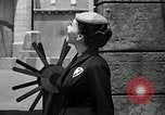 Immagine di Costumi di visualizzazione Universal City California USA, 1954, secondo 22 filmato di repertorio 65675069474