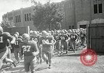 Immagine di Notre Dame Fighting Irish South Bend Indiana USA, 1954, secondo 10 filmato di repertorio 65675069475