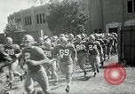Immagine di Notre Dame Fighting Irish South Bend Indiana USA, 1954, secondo 11 filmato di repertorio 65675069475