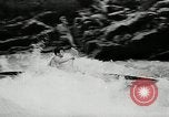 Immagine di Canoisti e kayakers Austria, 1954, secondo 51 filmato di repertorio 65675069476