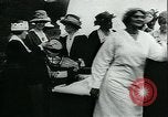Immagine di Le ragazze di Chicago Chicago Illinois USA, 1918, secondo 30 filmato di repertorio 65675069477