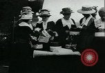 Immagine di Le ragazze di Chicago Chicago Illinois USA, 1918, secondo 32 filmato di repertorio 65675069477