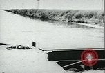 Standbild Bewässerung land San Joaquin Valley California USA, 1918, aus Sekunde 43 historischem Filmmaterial Videoclip 65675069479