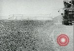 Standbild Bewässerung land San Joaquin Valley California USA, 1918, aus Sekunde 61 historischem Filmmaterial Videoclip 65675069479