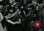 Standbild USA Flag Chicago Illinois USA, 1918, aus Sekunde 6 historischem Filmmaterial Videoclip 65675069482