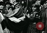 Standbild USA Flag Chicago Illinois USA, 1918, aus Sekunde 13 historischem Filmmaterial Videoclip 65675069482