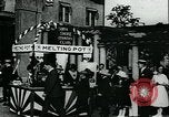 Immagine di Trofei e cimeli di famiglia Chicago Illinois USA, 1918, secondo 7 filmato di repertorio 65675069484