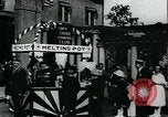 Immagine di Trofei e cimeli di famiglia Chicago Illinois USA, 1918, secondo 8 filmato di repertorio 65675069484