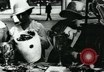 Immagine di Trofei e cimeli di famiglia Chicago Illinois USA, 1918, secondo 23 filmato di repertorio 65675069484