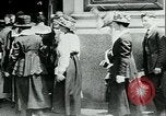 Immagine di Maschera a gas operai premiati New York City USA, 1918, secondo 31 filmato di repertorio 65675069485