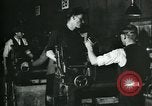 Immagine di Un fucile factory United States USA, 1917, secondo 20 filmato di repertorio 65675069497