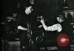Immagine di Un fucile factory United States USA, 1917, secondo 24 filmato di repertorio 65675069497