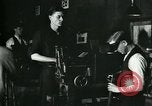 Immagine di Un fucile factory United States USA, 1917, secondo 34 filmato di repertorio 65675069497