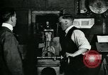 Immagine di Un fucile factory United States USA, 1917, secondo 52 filmato di repertorio 65675069497