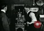 Immagine di Un fucile factory United States USA, 1917, secondo 53 filmato di repertorio 65675069497