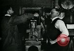Immagine di Un fucile factory United States USA, 1917, secondo 56 filmato di repertorio 65675069497