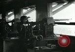 Immagine di Un fucile factory United States USA, 1917, secondo 62 filmato di repertorio 65675069497